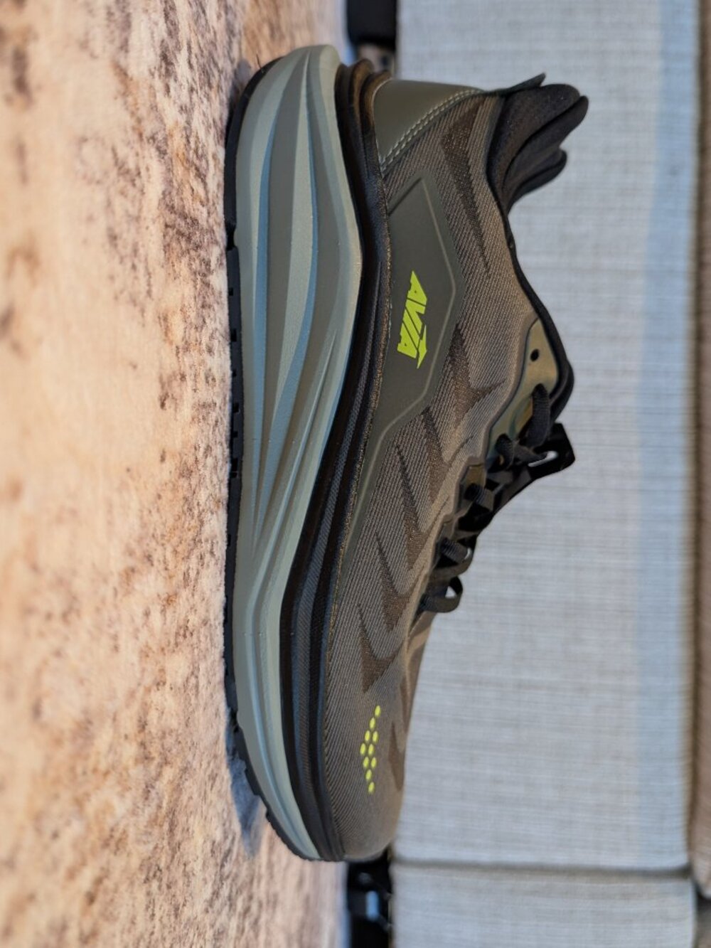 NWT Size 9 Avia Men's Memory Foam Athletic Sneakers Olive Green Black